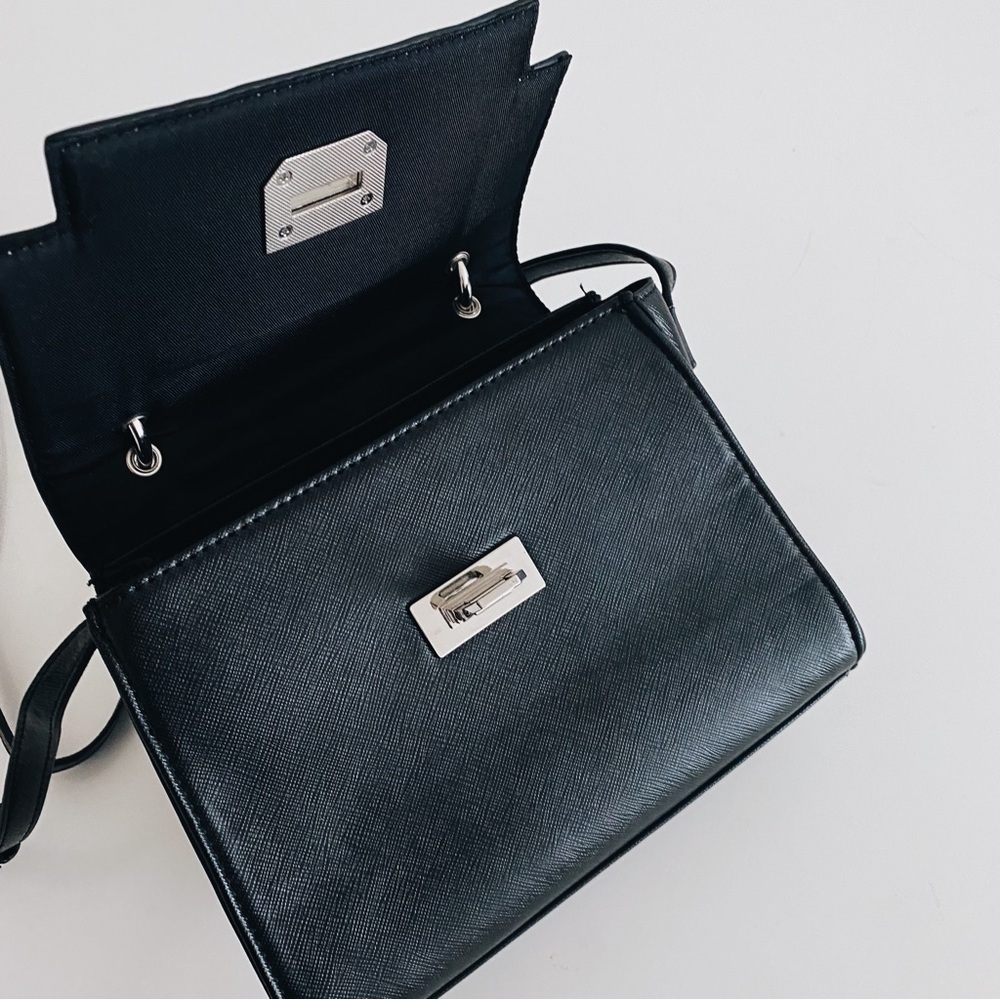 BCBGeneration Black Faux Leather Crossbody Bag Purse - Picture 2 of 4